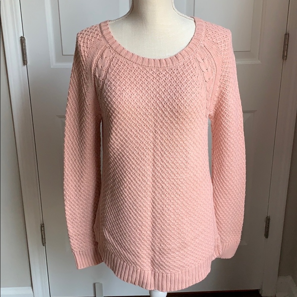 Light Pink knitted sweater size L